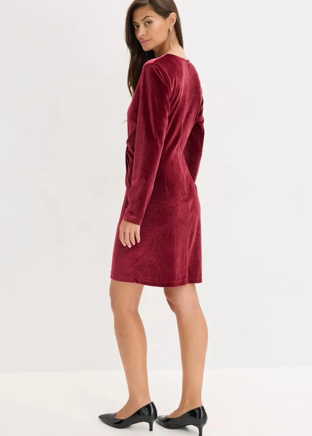Damen bonprix Bekleidung·Pullover & Strickjacken|Festliche Mode|Minikleid aus glänzendem Samt
