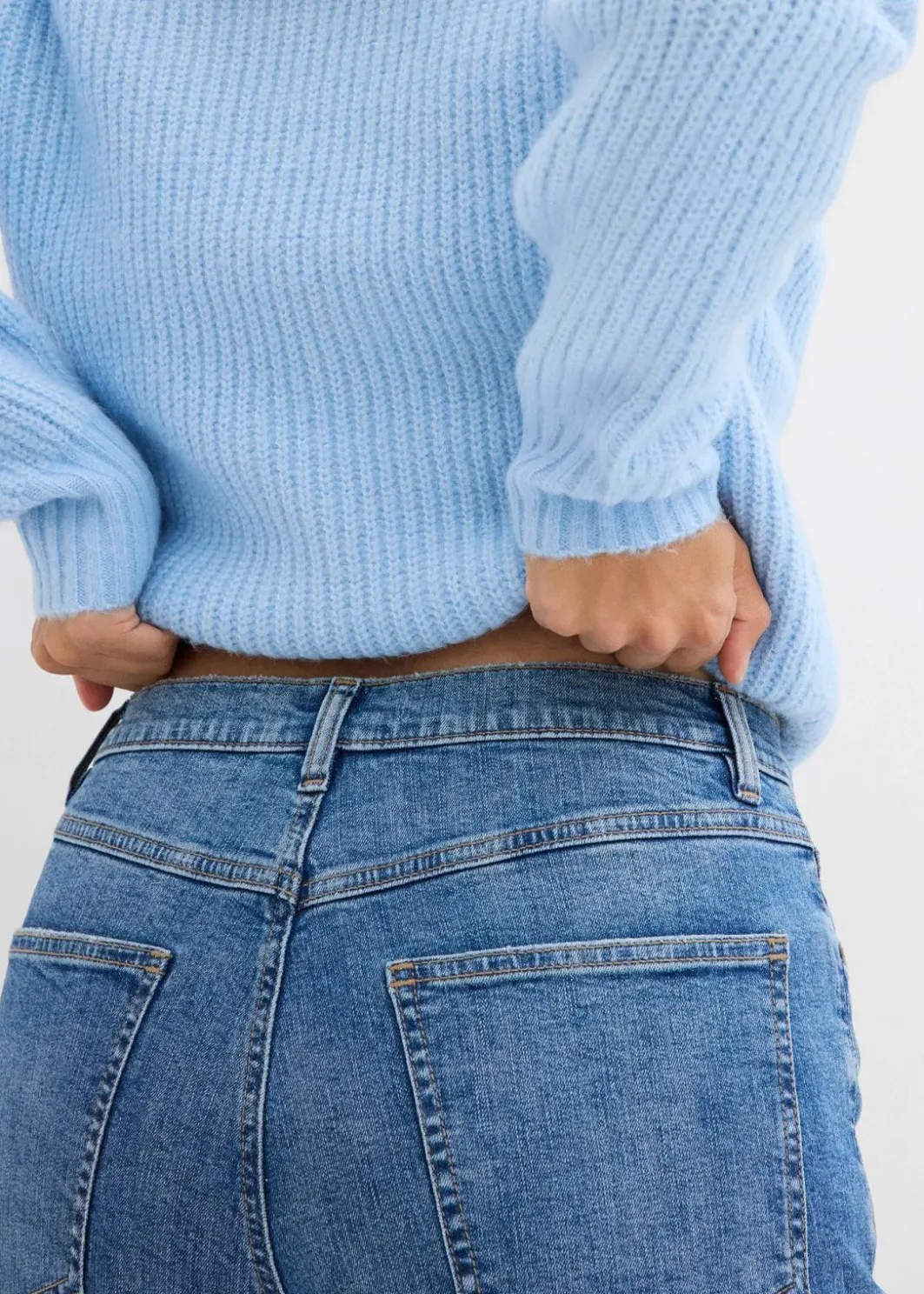 Outlet Mom-Jeans High Waist, cropped Damen Bekleidung·Shirts & Tops|Jeans