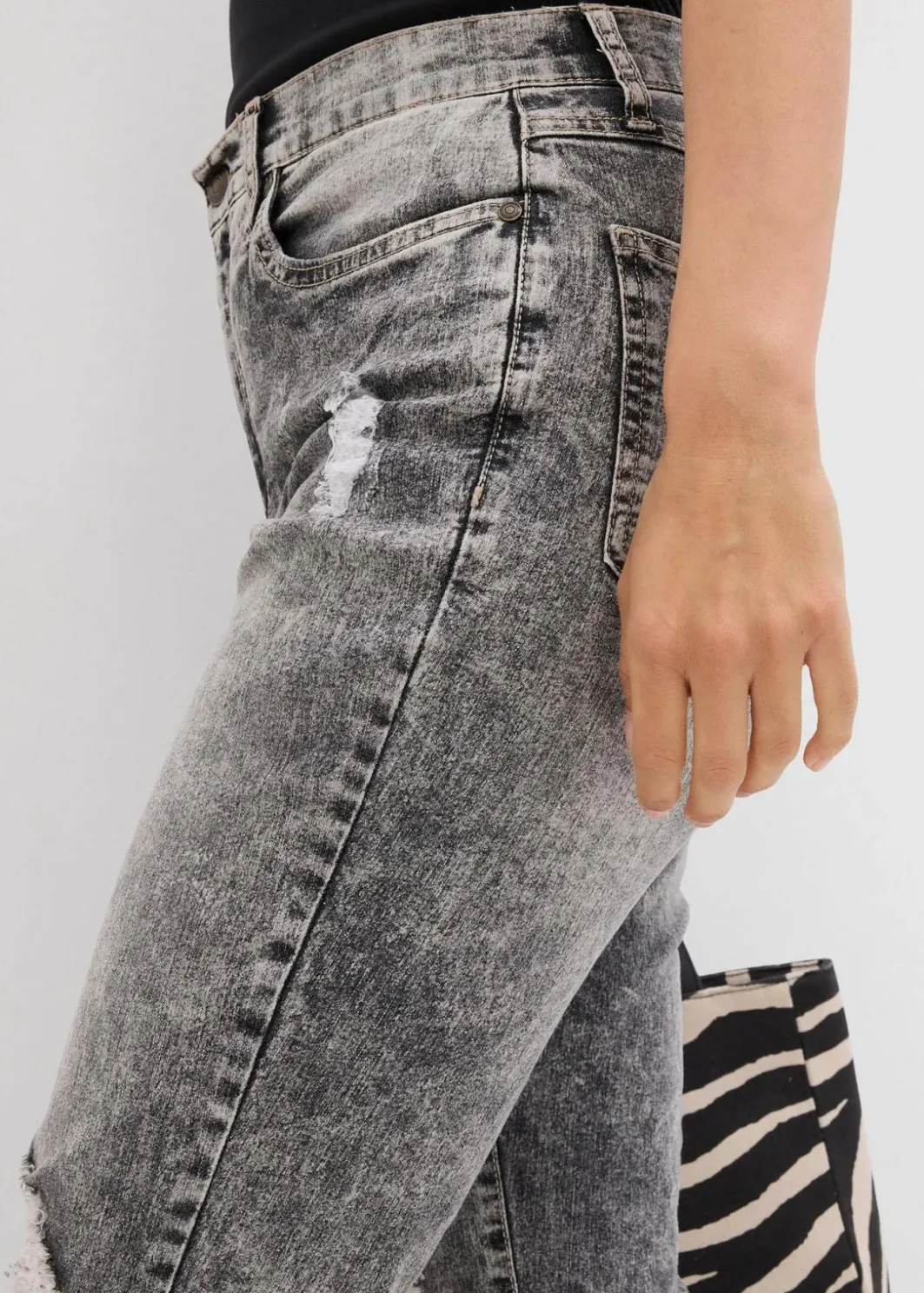 Mom-Jeans High Waist mit Destroy-Effekten Damen Jeans|Bekleidung·Shirts & Tops