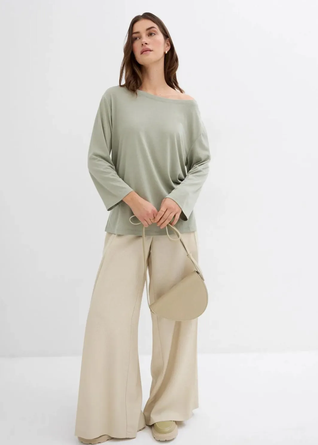 Outlet Off-Shoulder-Shirt aus softem Modal-Mix Damen Shirts & Tops