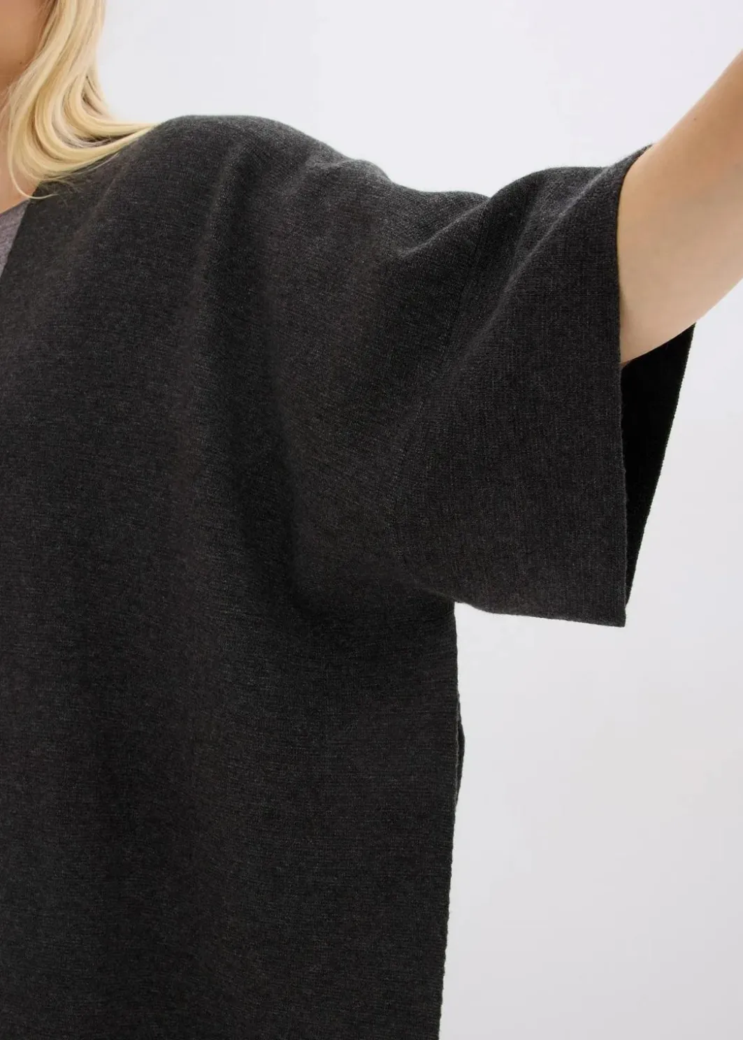 Damen bonprix Jacken & Mäntel|Bekleidung·Hosen|Oversize Strick-Cape