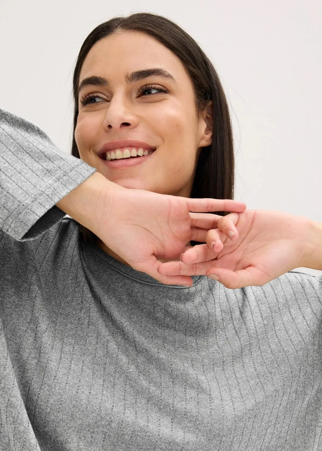 Outlet Pyjama aus weichem Pointelle-Jersey Damen Wäsche·Nachtwäsche|Nachtwäsche