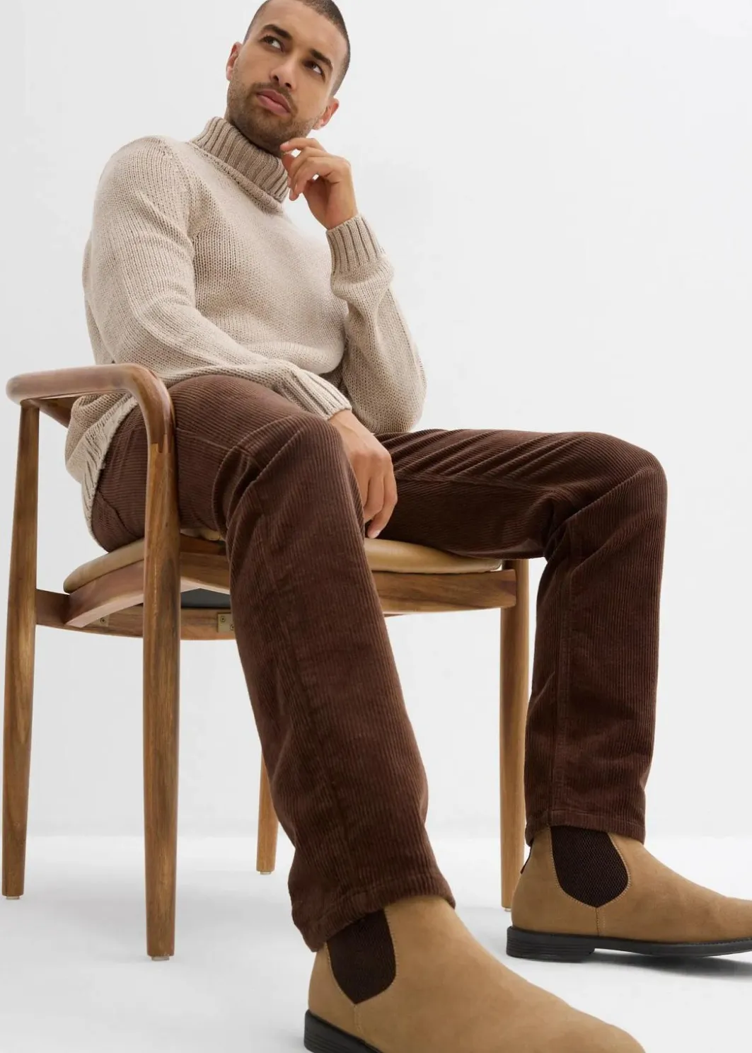 Herren bonprix Große Größen|Hosen|Regular Fit Stretch-Cordhose in gewaschener Optik, Straight