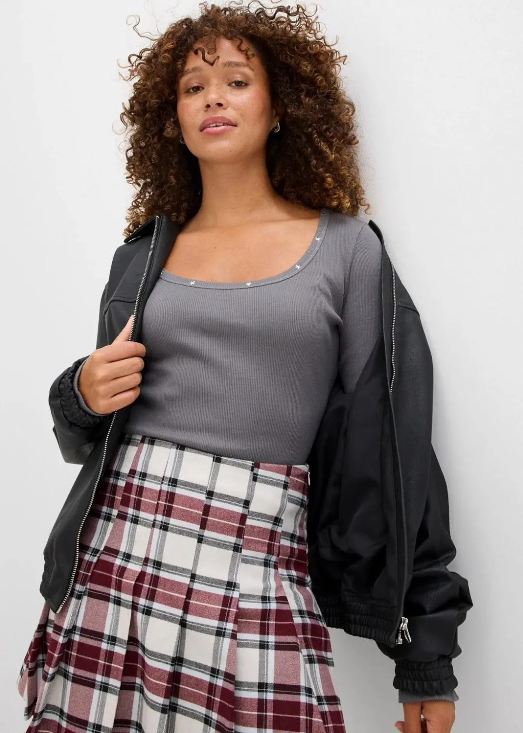 Discount Rippshirt aus reiner Bio-Baumwolle Damen Shirts & Tops|Nachhaltigere Materialien