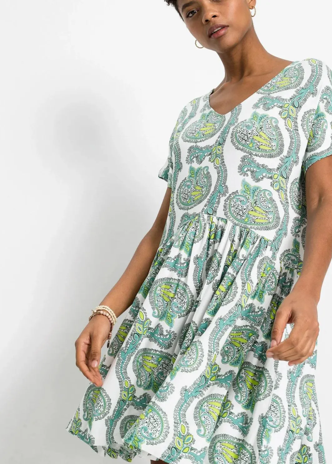 New Shirtkleid aus fließendem Viskose-Elasthan-Mix Damen Nachhaltigere Materialien|Kleider