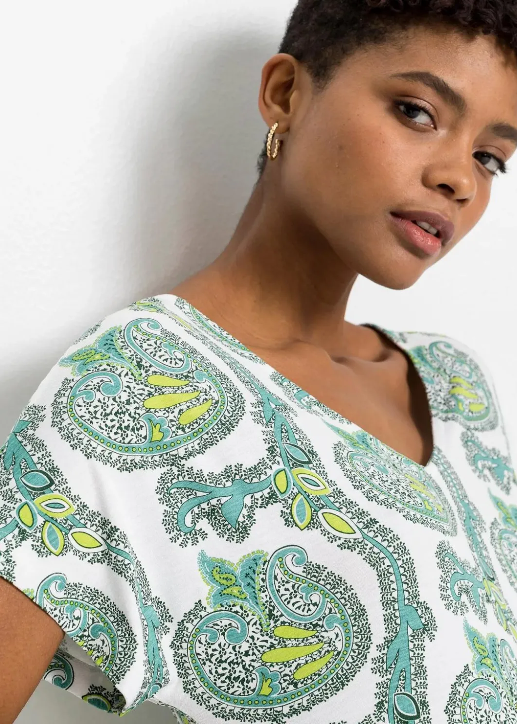 New Shirtkleid aus fließendem Viskose-Elasthan-Mix Damen Nachhaltigere Materialien|Kleider