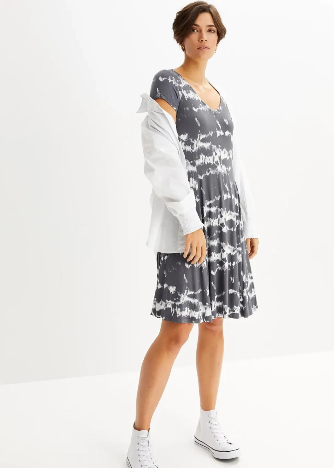 Damen bonprix Nachhaltigere Materialien|Kleider|Shirtkleid aus fließender Viskose
