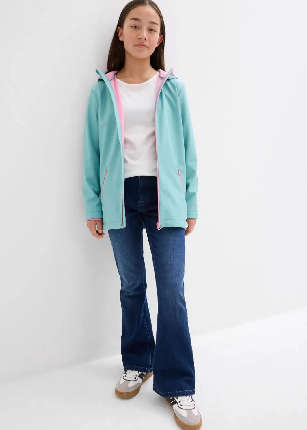 Kinder bonprix Mädchen 2-8 Jahre·Nachhaltigere Materialien|Mädchen 9-16 Jahre·Nachhaltigere Materialien|Softshelljacke mit Kapuze, wasserabweisend