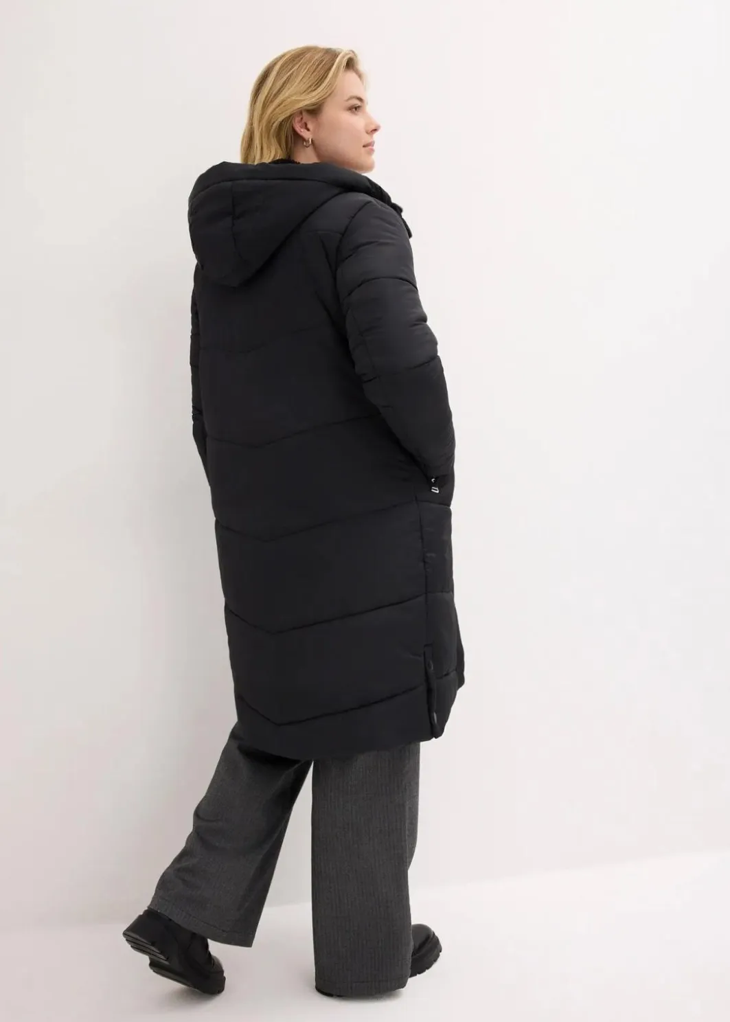 Damen bonprix Jacken & Mäntel|Nachhaltigere Materialien|Steppmantel mit Teddyfutter in der Kapuze