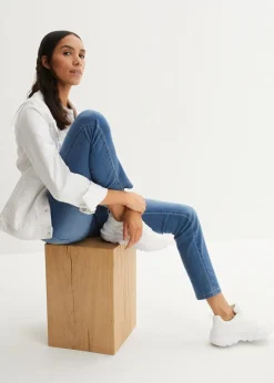 Damen bonprix Jeans|Kurzgrößen|Straight Jeans Mid Waist, Stretch