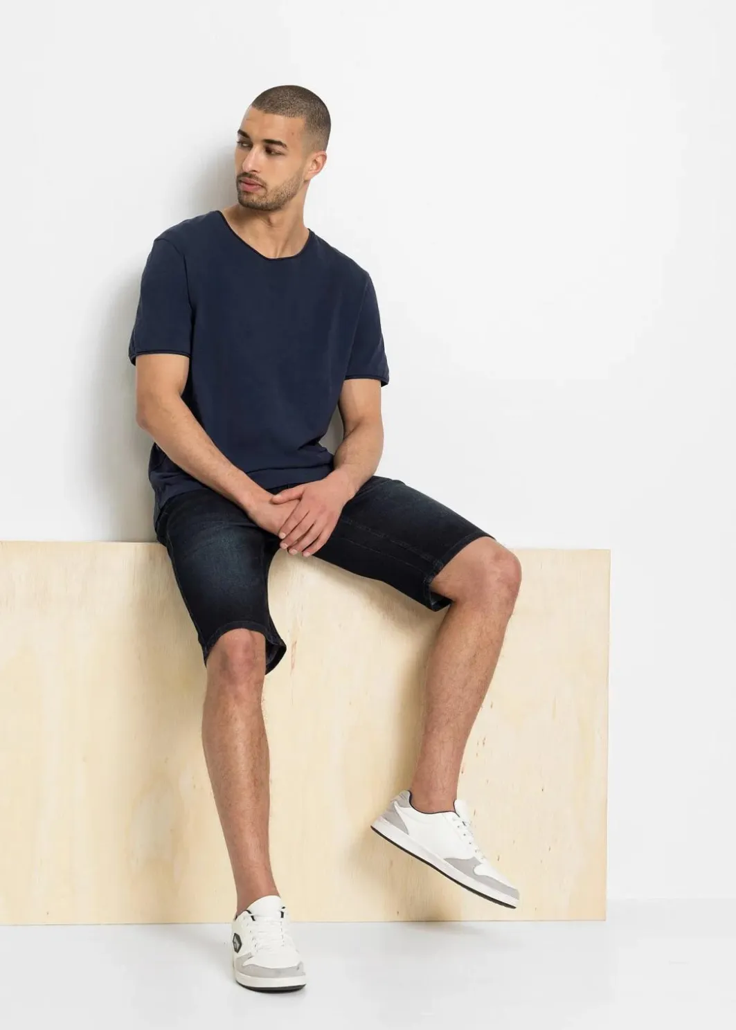 Sale Stretch-Jeans-Bermuda mit verstärktem Schritt, Regular Fit Herren Jeans|Shorts