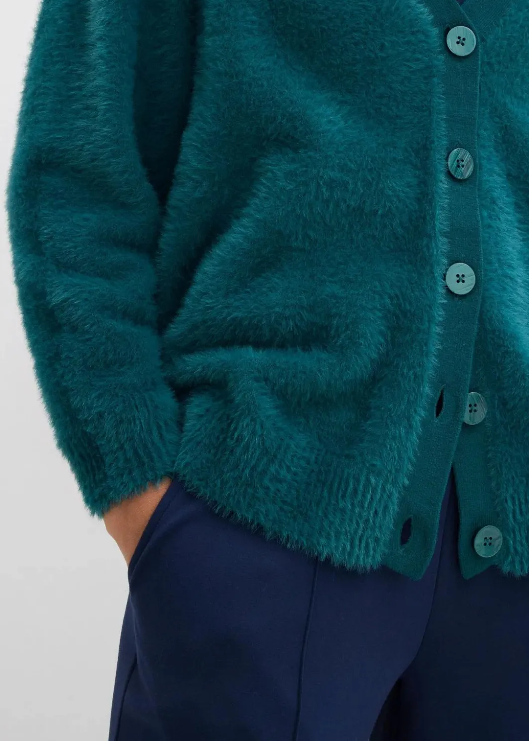Hot Strickjacke aus Viskose-Mix Damen Bekleidung·Umstandsmode|Bekleidung·Jeans