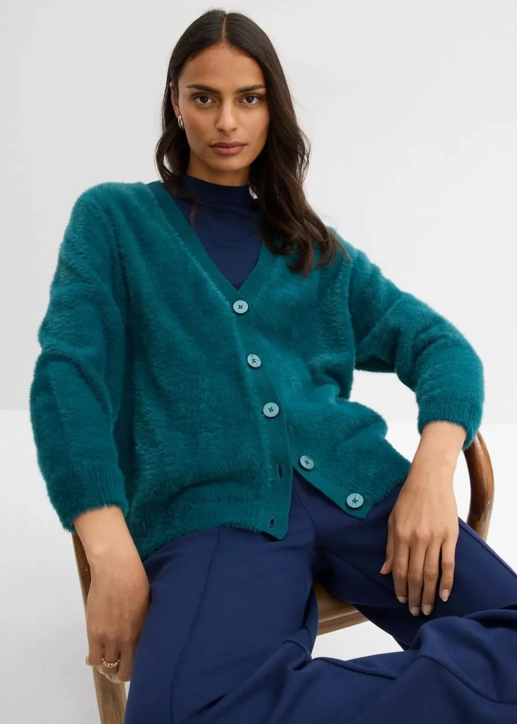 Hot Strickjacke aus Viskose-Mix Damen Bekleidung·Umstandsmode|Bekleidung·Jeans
