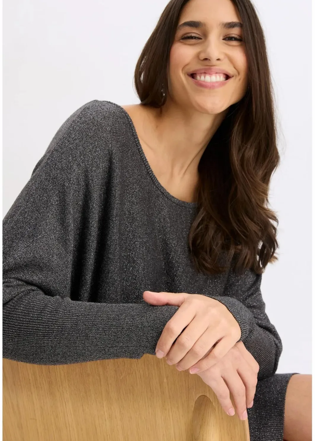 Clearance Strickkleid aus fließendem Viskose-Mix Damen Bekleidung·Umstandsmode|Strickmode