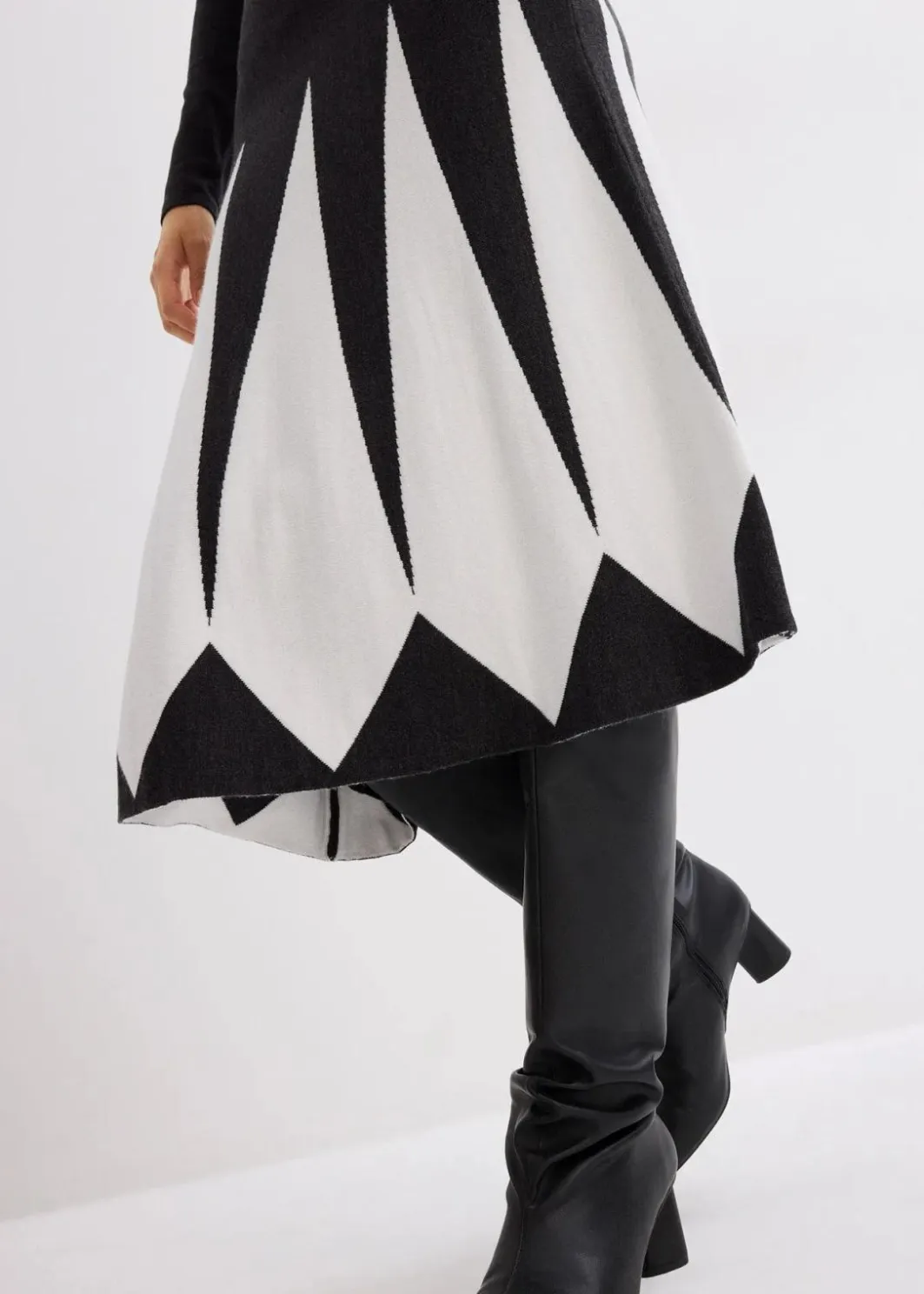 Damen bonprix Bekleidung·Pullover & Strickjacken|Kleider|Strickkleid im Rautendesign