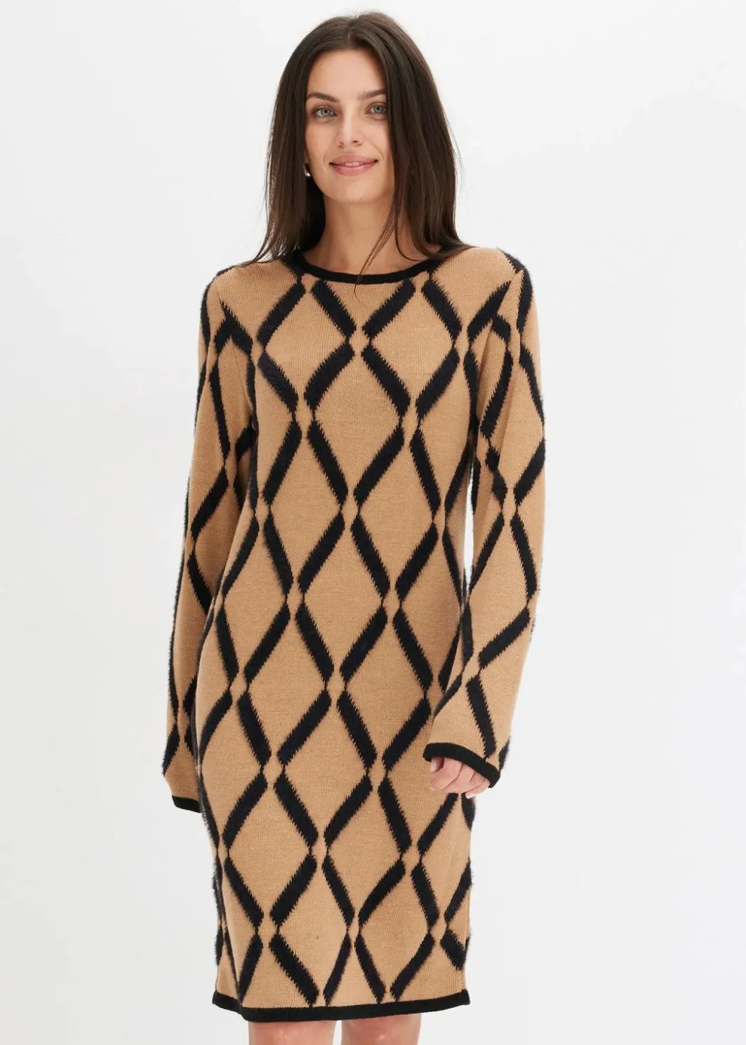 New Strickkleid mit Rautenmuster aus Federgarn Damen Bekleidung·Umstandsmode|Strickmode