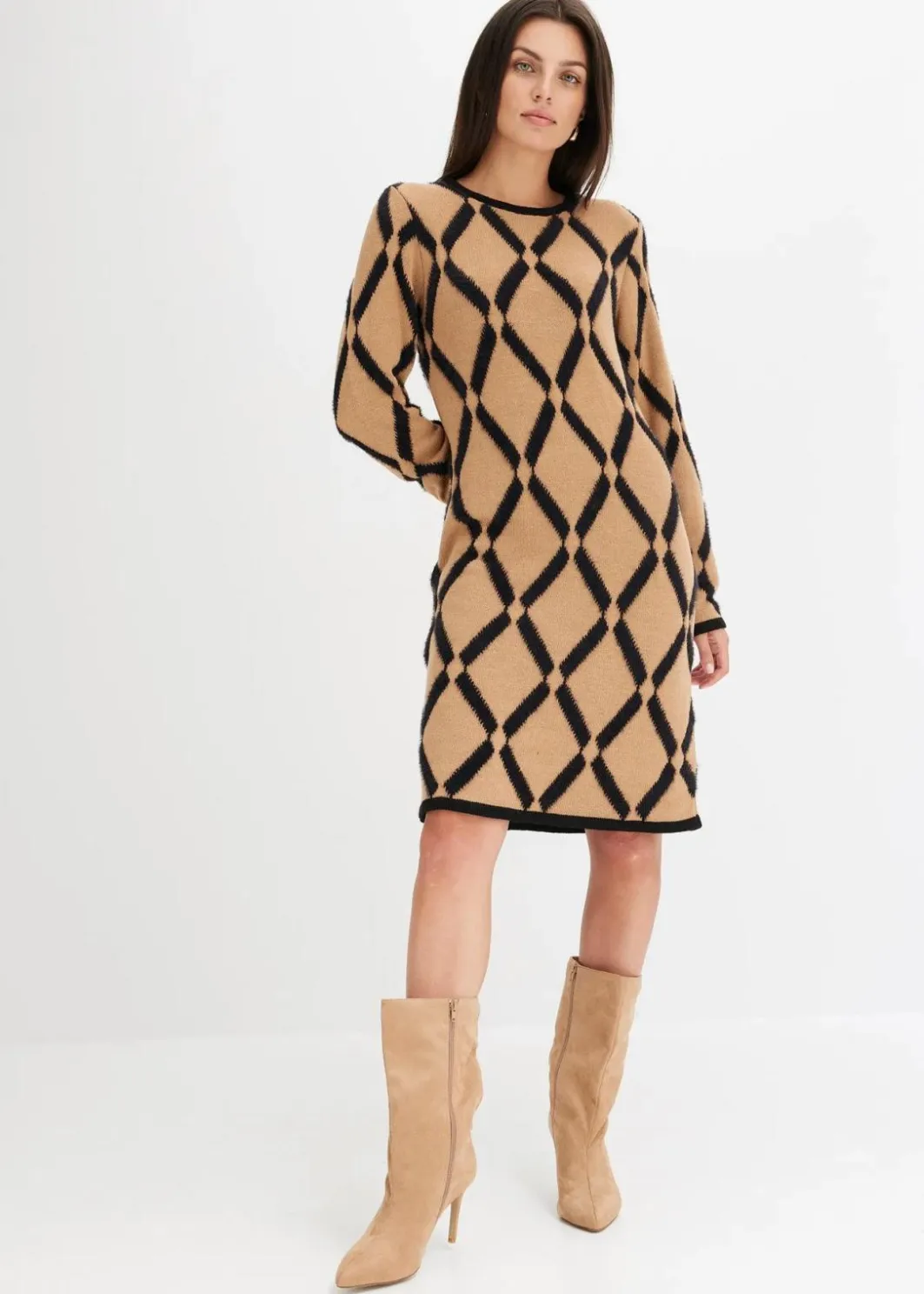 New Strickkleid mit Rautenmuster aus Federgarn Damen Bekleidung·Umstandsmode|Strickmode
