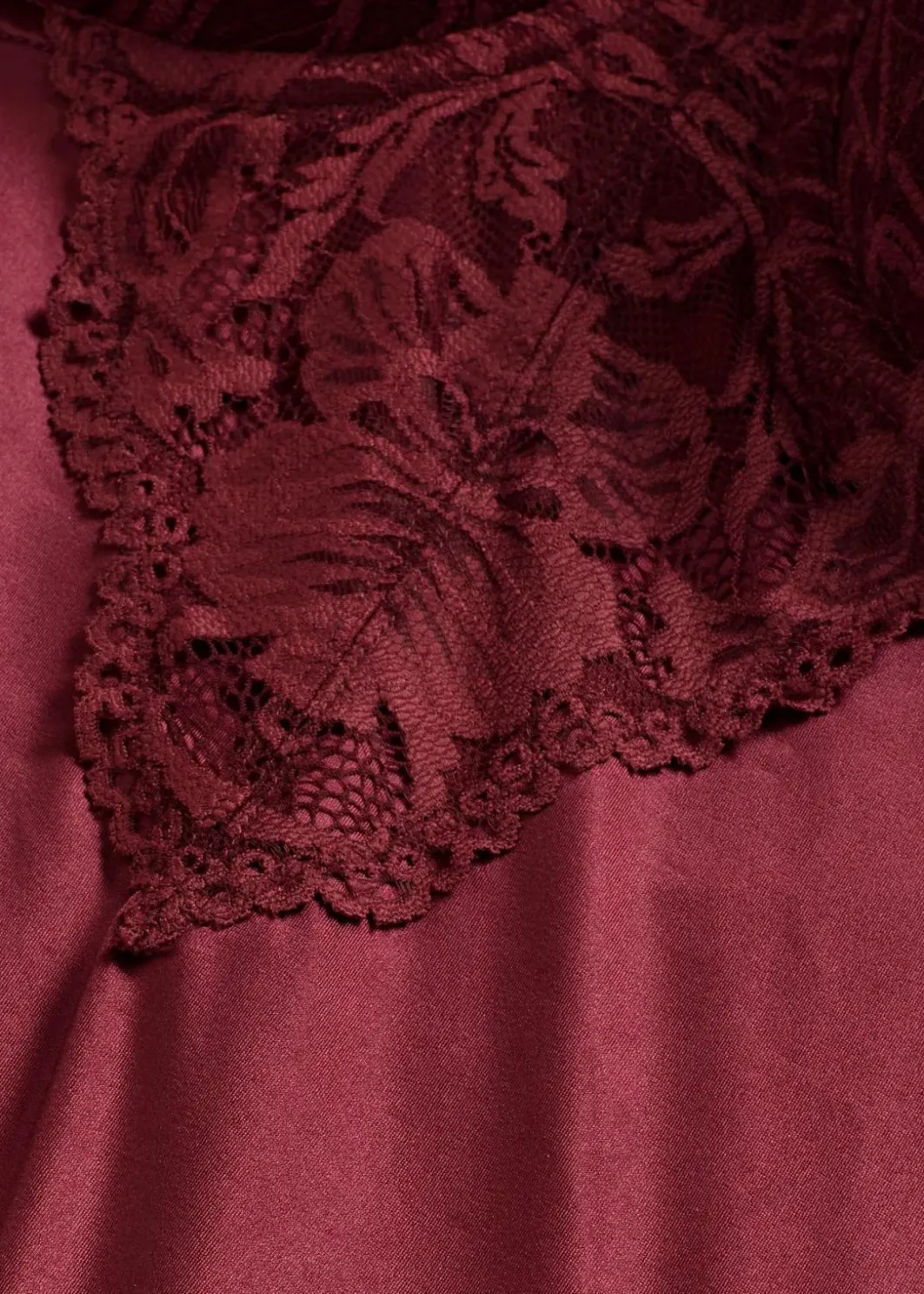 Damen bonprix Große Cups D-H|Nachhaltigere Materialien|Stringbody mit gepolsterten Trägern