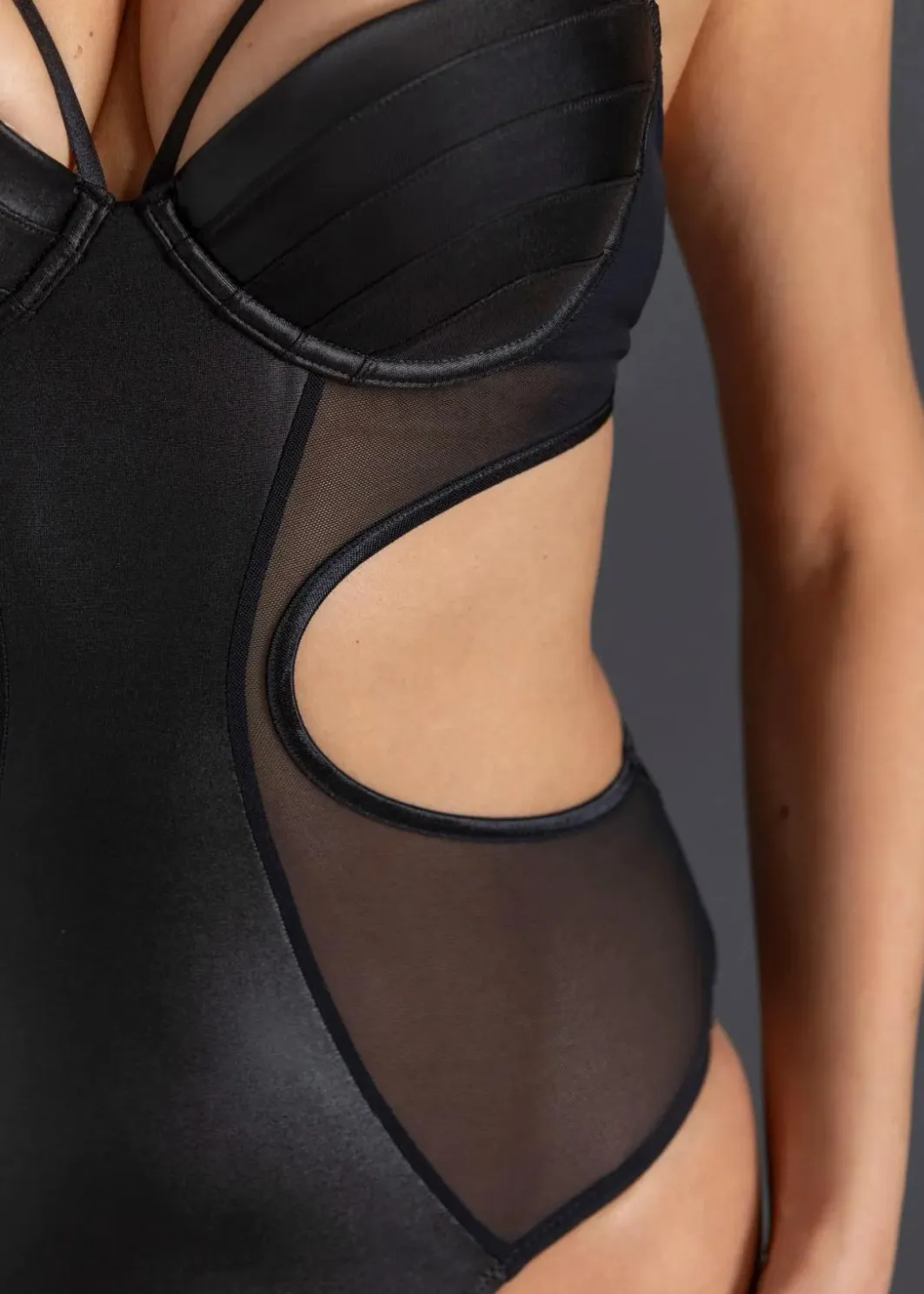 Hot Stringbody ouvert mit Wetlook Damen Große Cups D-H|Erotikwäsche