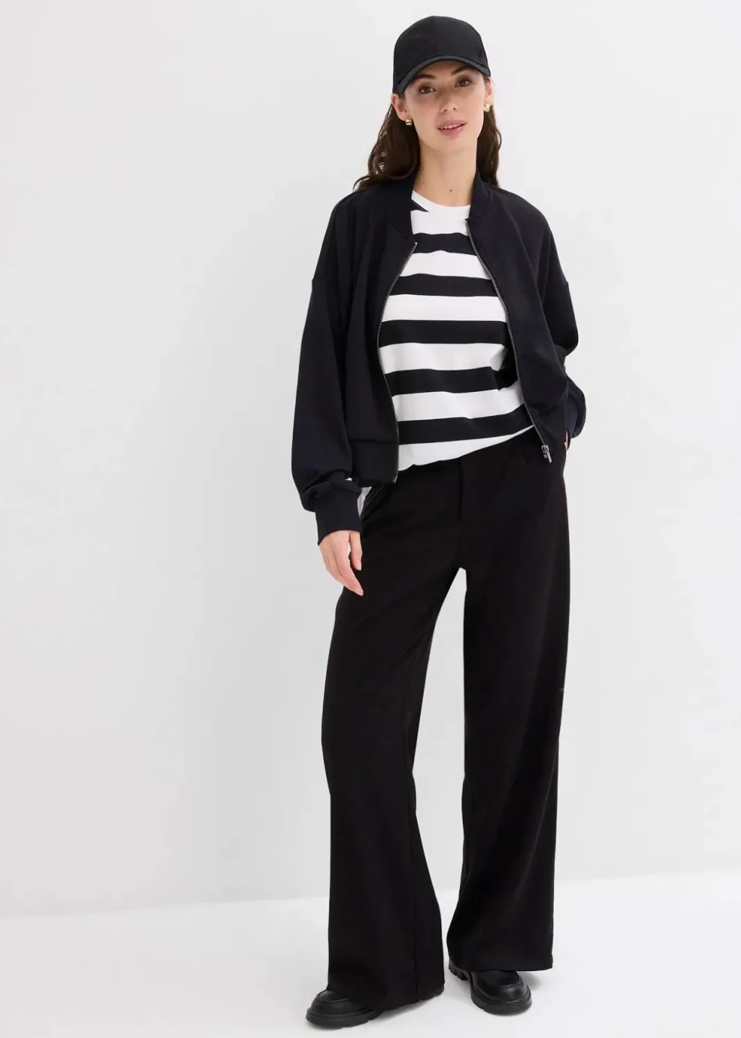 Damen bonprix Bekleidung·Hosen|Jacken & Mäntel|Sweatblouson aus softem Viskose-Mix