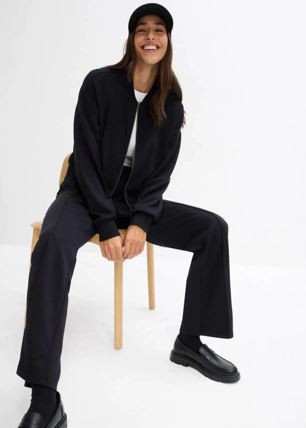 Damen bonprix Bekleidung·Hosen|Jacken & Mäntel|Sweatblouson aus softem Viskose-Mix