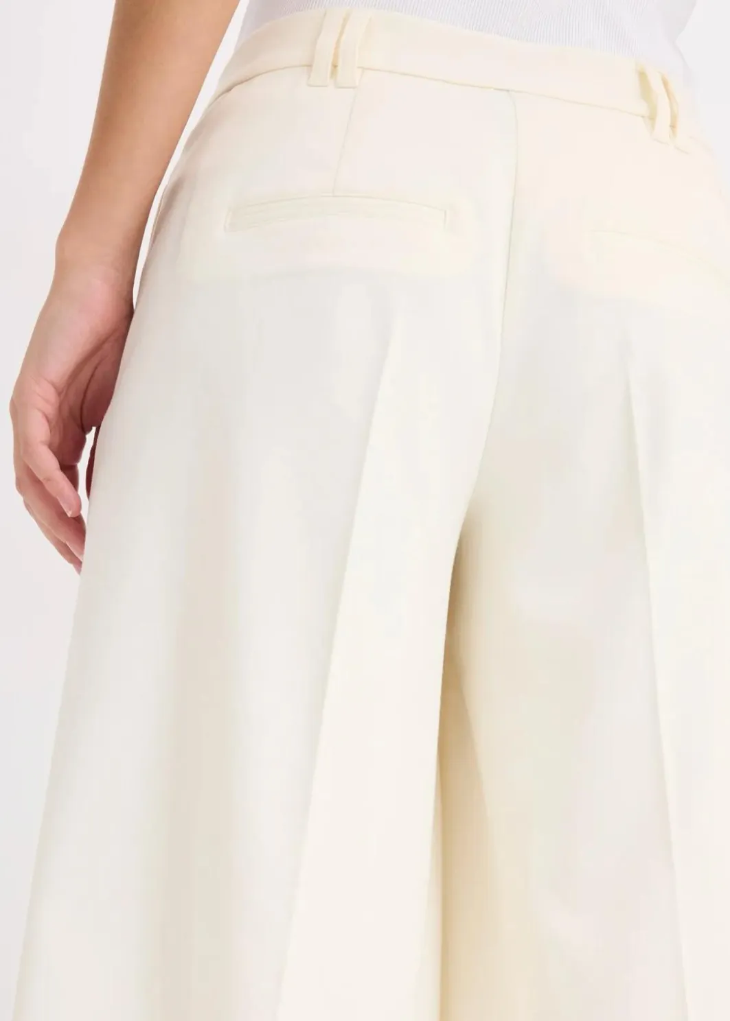 Online taillierte Shorts Damen Bekleidung·Outdoorbekleidung|Bekleidung·Kleider