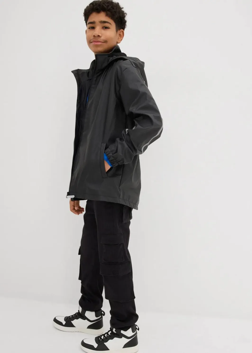 Kinder bonprix Jungen 9-16 Jahre·Jacken & Outdoor|Thermo Regenjacke mit Fleecefutter und abnehmbarer Kapuze