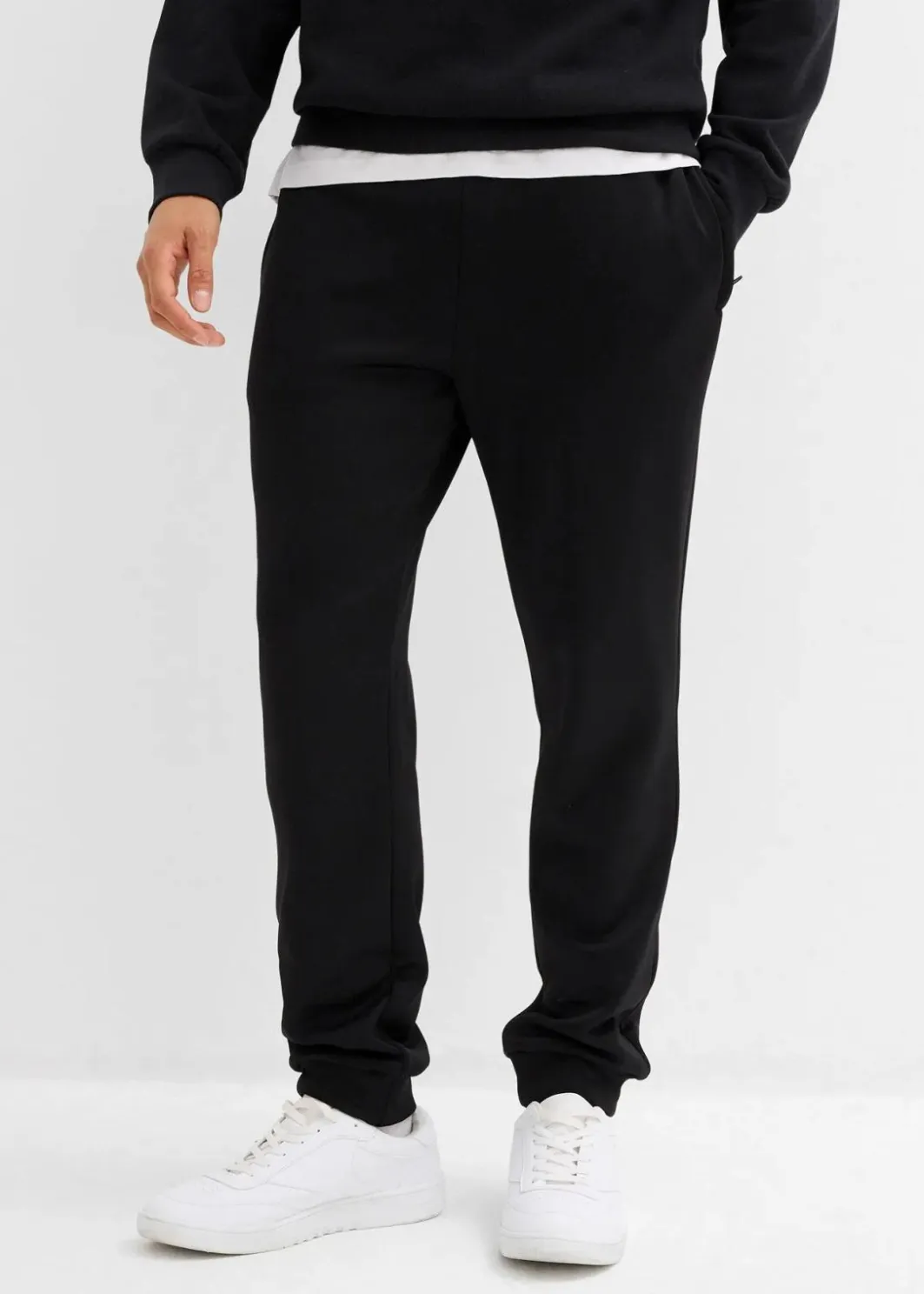Herren bonprix Große Größen|Basics|Thermo-Jogginghose mit praktischen Reißverschlusstaschen
