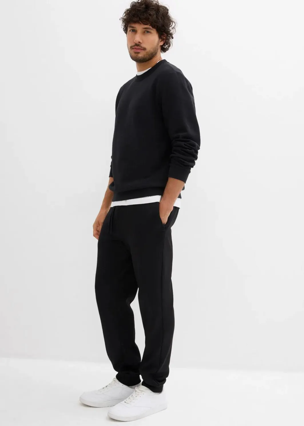 Herren bonprix Große Größen|Basics|Thermo-Jogginghose mit praktischen Reißverschlusstaschen
