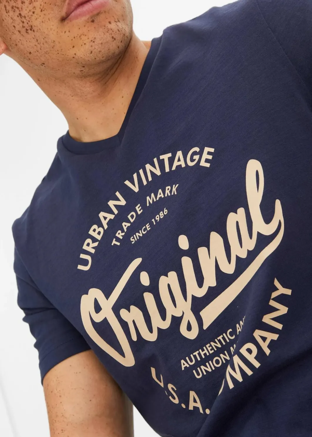 T-Shirt mit V-Ausschnitt aus reiner Baumwolle Herren Shirts & Polos|Große Größen