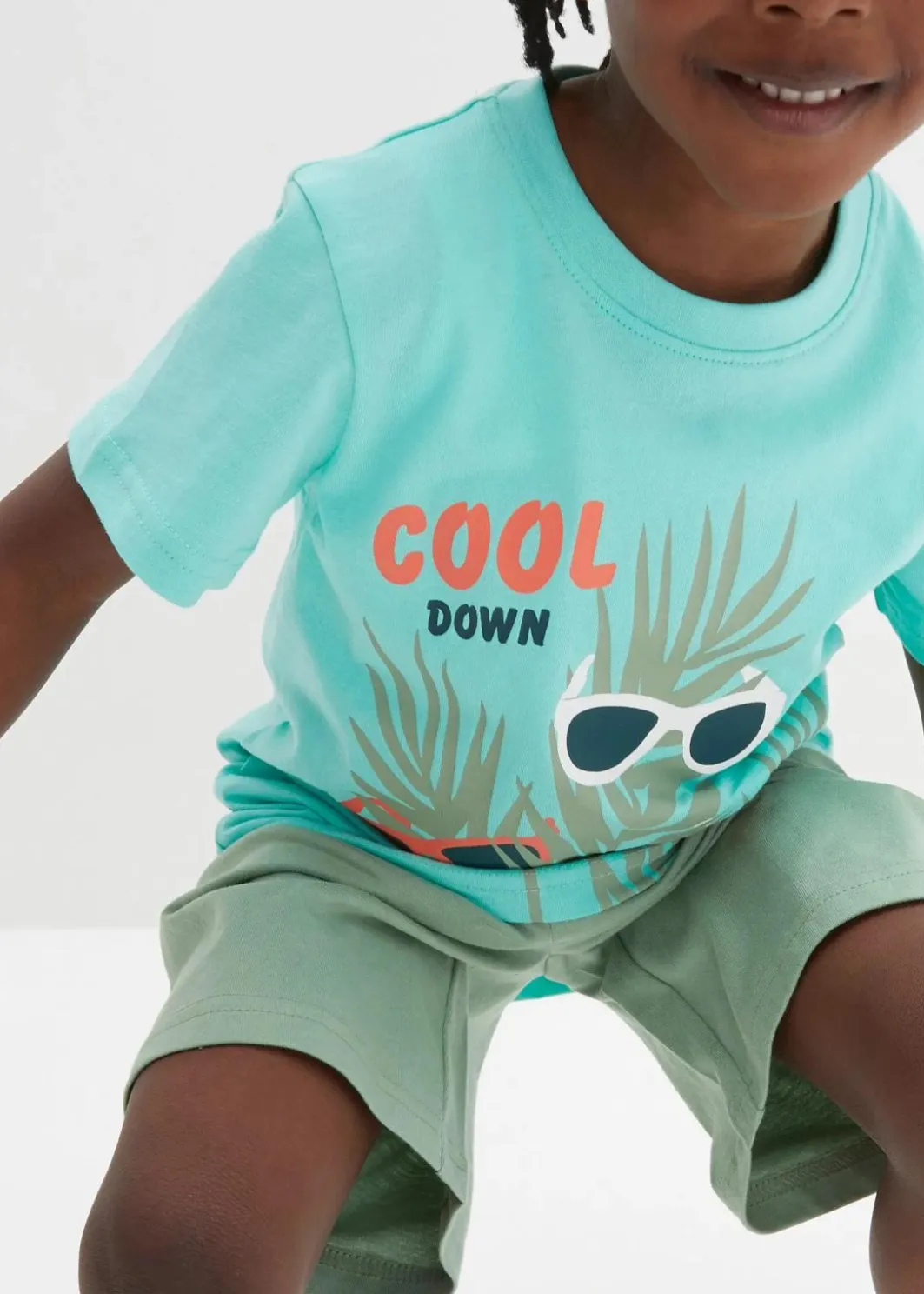 Kinder bonprix Jungen 2-8 Jahre·Shorts|Jungen 2-8 Jahre·Nachhaltigere Materialien|T-Shirt und kurze Hose (2-tlg.Set) aus Bio Baumwolle