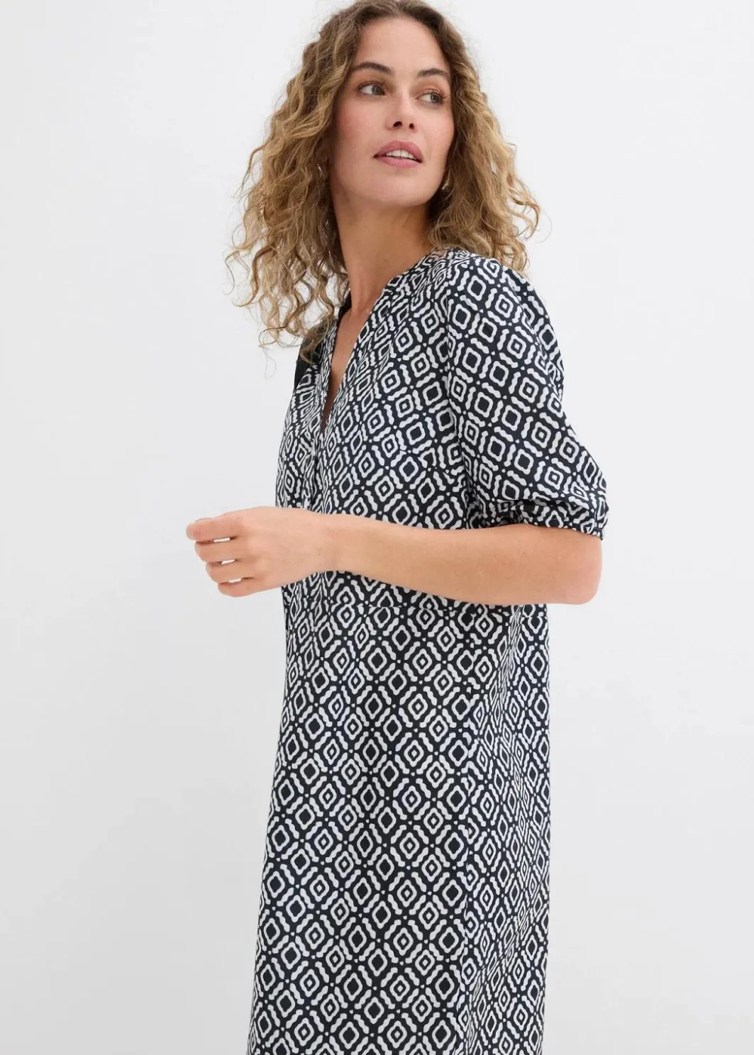 Damen bonprix Kleider|Bekleidung·Pullover & Strickjacken|Tunika-Kleid aus fließender Viskose