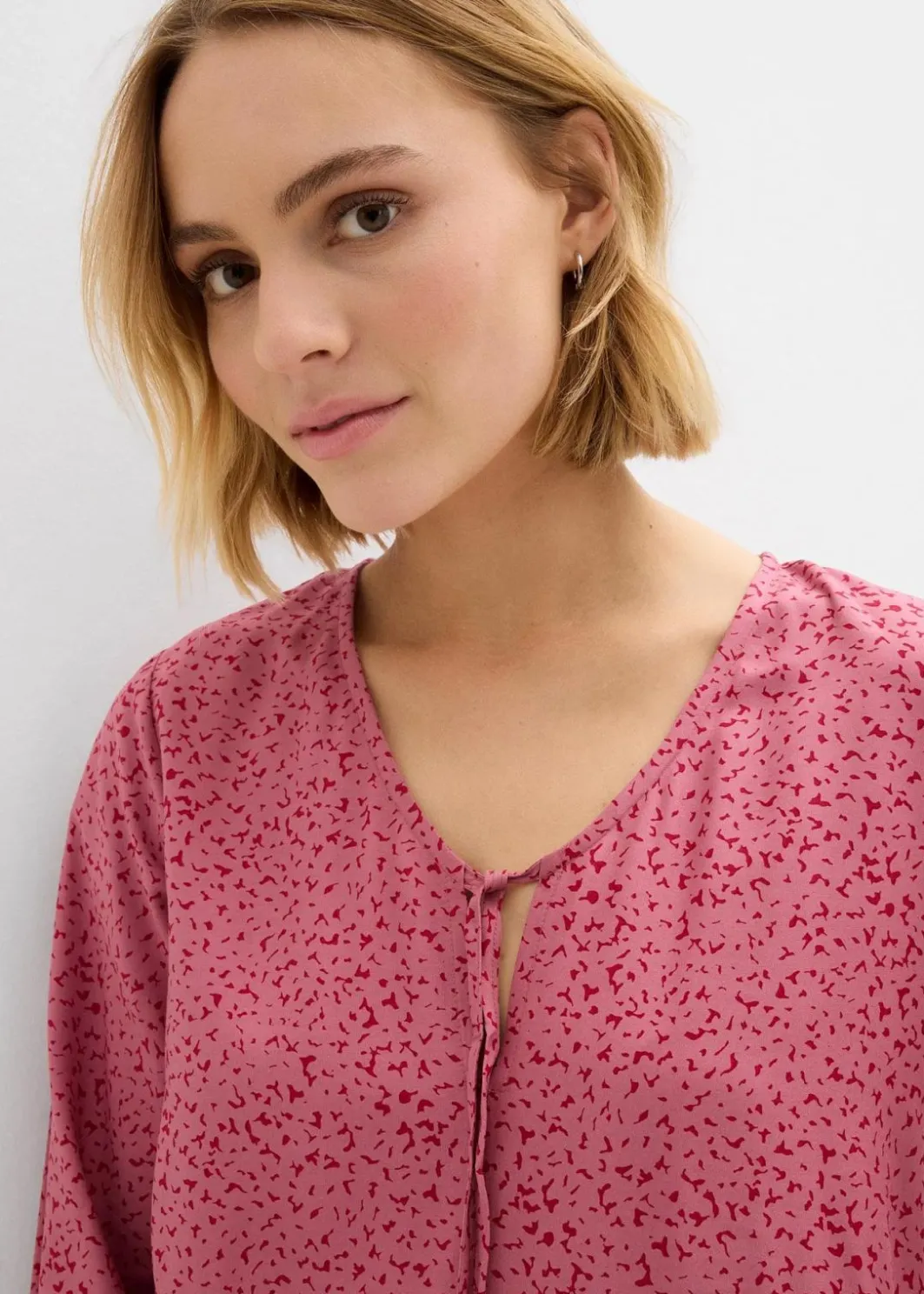 Tunika-Kleid aus fließender Vikose Damen Bekleidung·Pullover & Strickjacken|Kleider