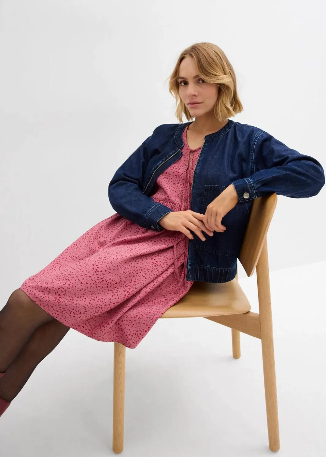 Tunika-Kleid aus fließender Vikose Damen Bekleidung·Pullover & Strickjacken|Kleider