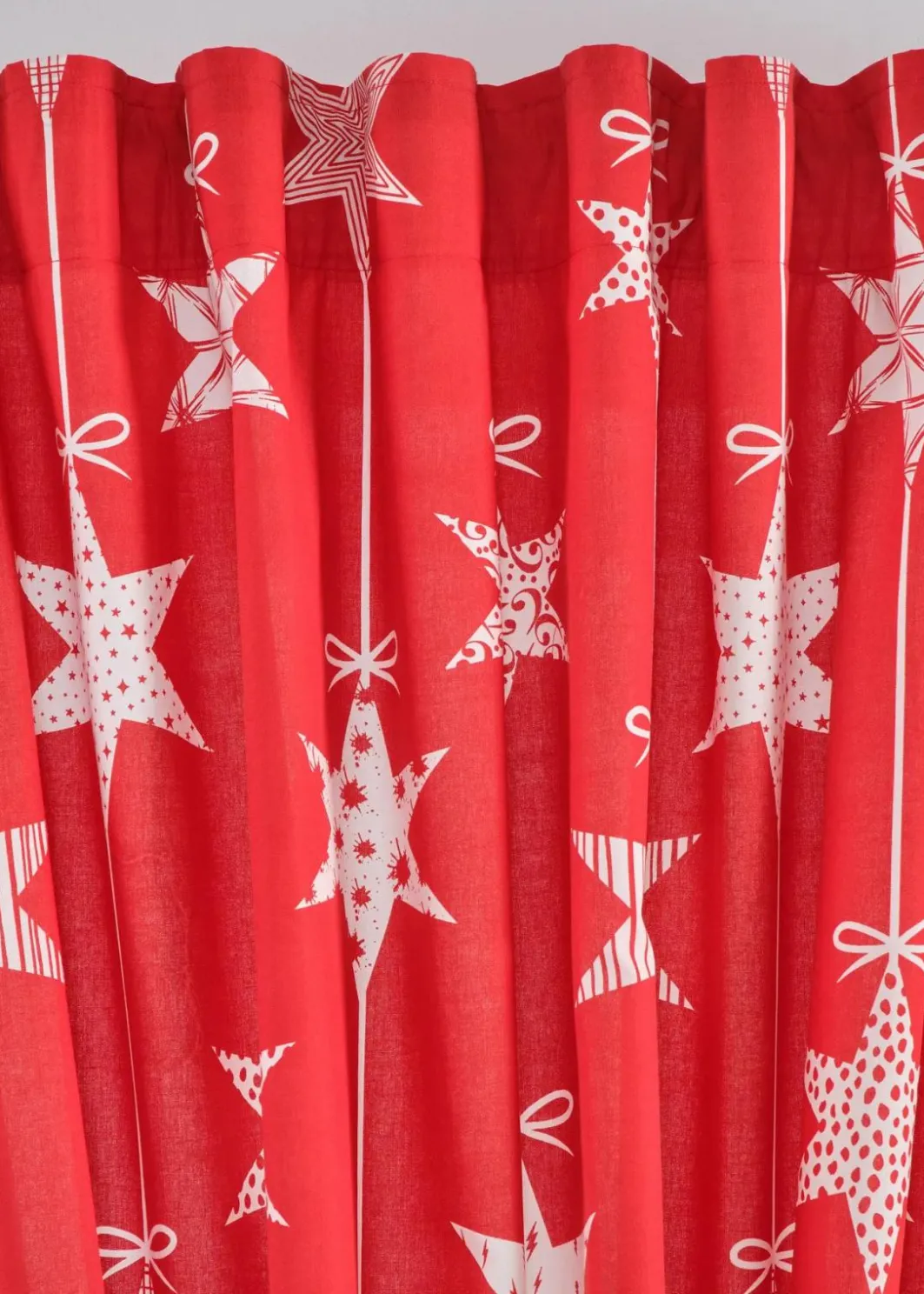 bonprix Vorhänge|Weihnachtsdeko & -Textilien·Gardinen|Vorhang mit Sternedruck inkl.Raffhalter (1er Pack)