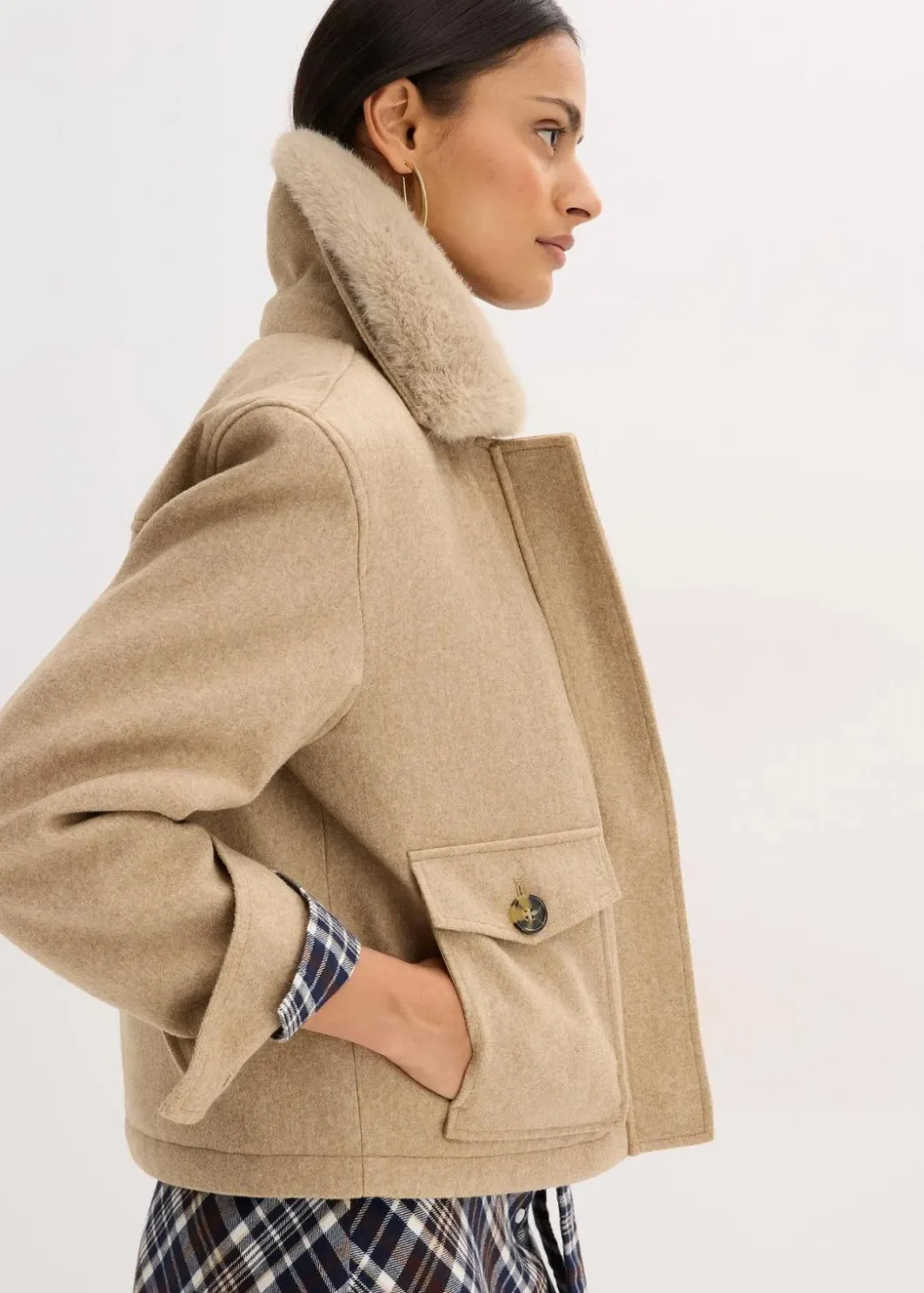 Damen bonprix Bekleidung·Hosen|Jacken & Mäntel|Winterjacke in Wolloptik