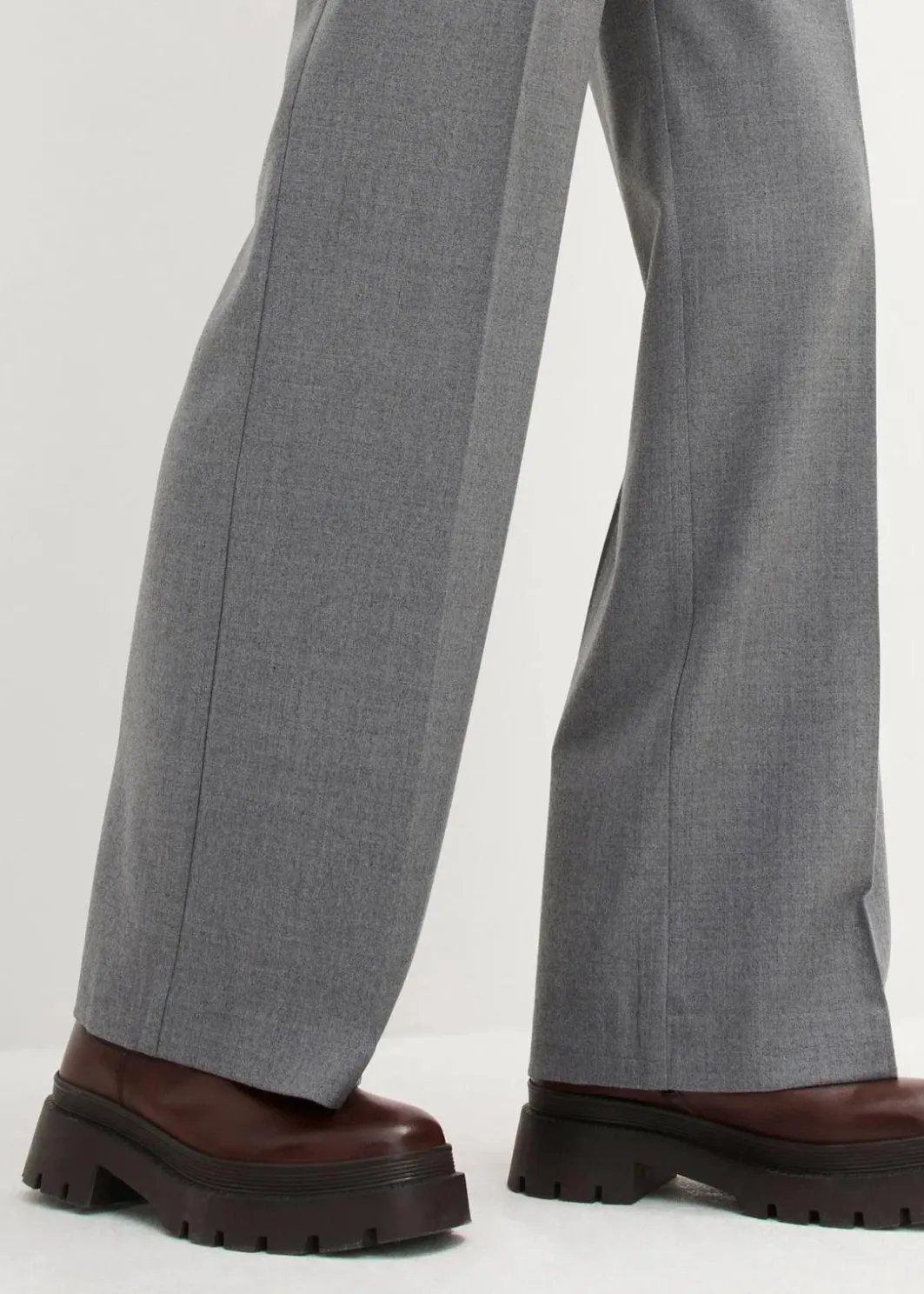Outlet Wollhose mit Bundfalten Damen Bekleidung·Kleider